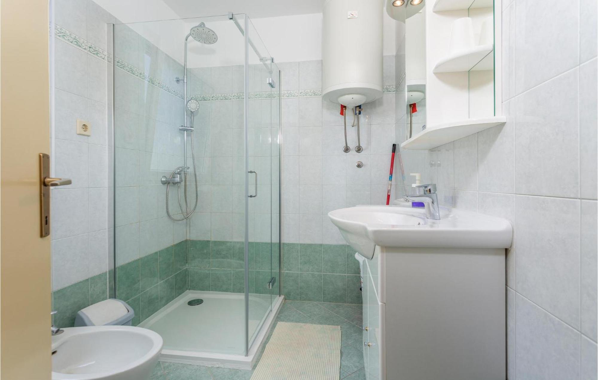 Lovely Apartment In Krk With Kitchen Brzac Luaran gambar